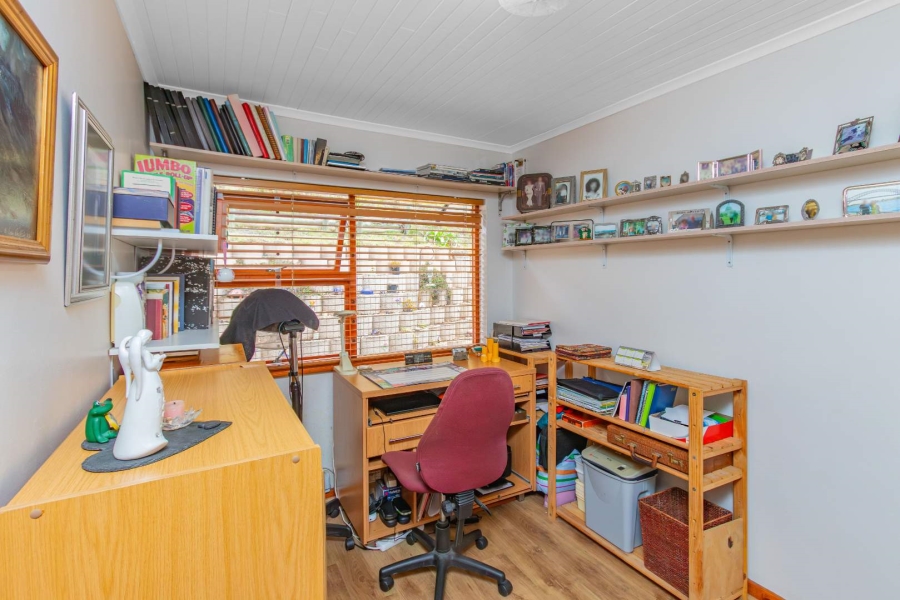 3 Bedroom Property for Sale in Brenton On Lake Western Cape